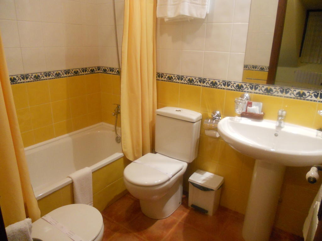 Hotel טרמונדי חדר תמונה